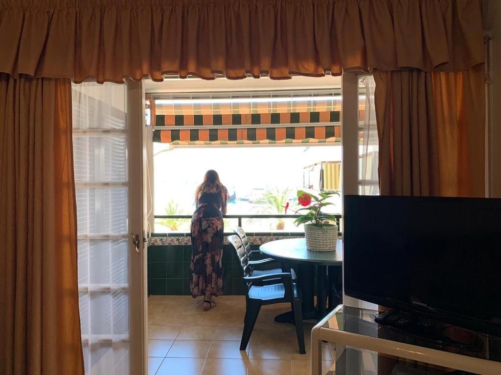 Views To The Infinite Sea In Cristianos Appartamento *